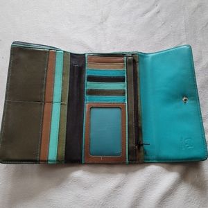 🆓️FREE 🎁WHEN PURCHASE ANY ITEM . Wallet